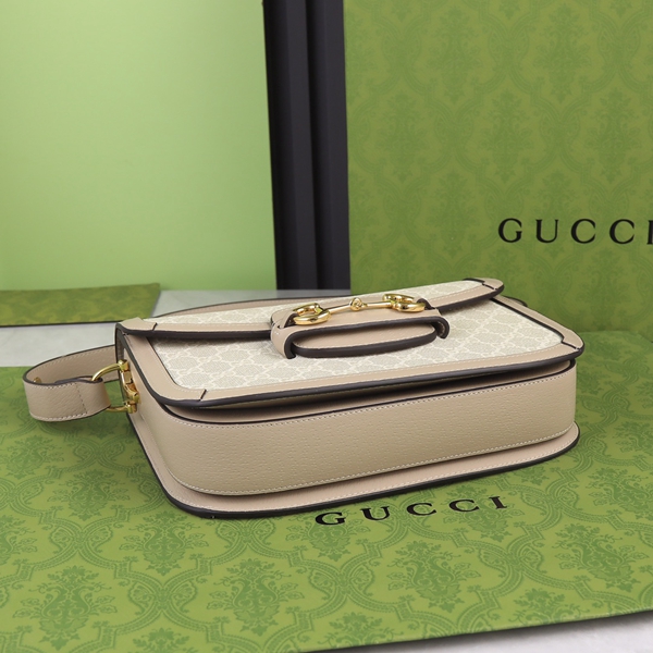 グッチバッグ角部分ディテール